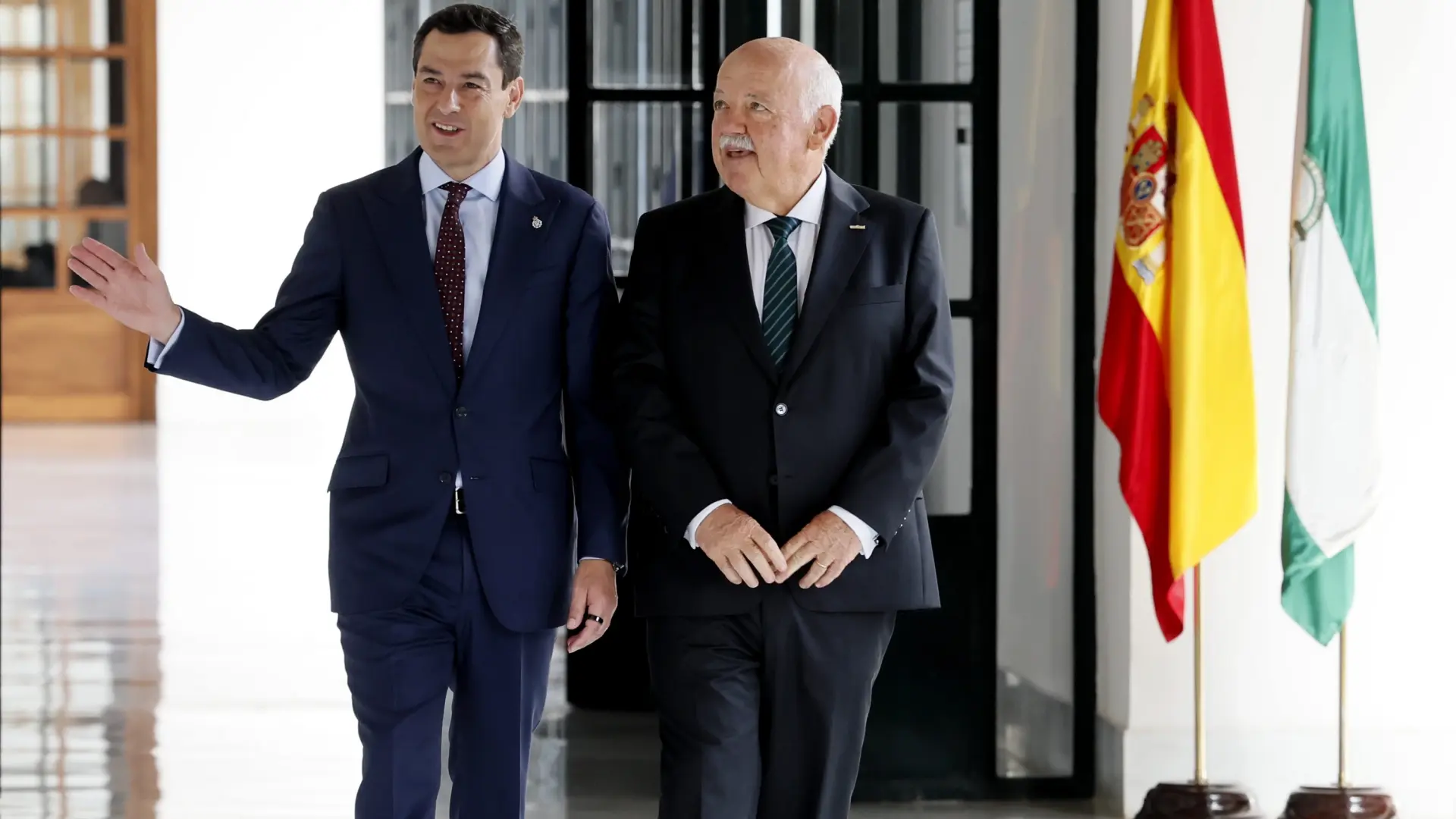 El PSOE y Vox comunican su "no" a Juanma Moreno en un debate de investidura que será en unos "pocos días"