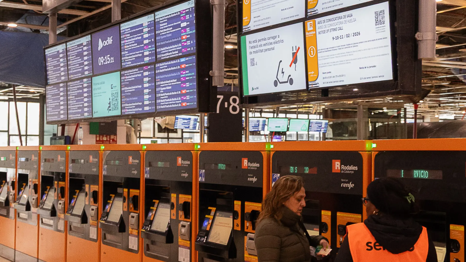 Un AVE Barcelona-Madrid, la única afectación de la huelga de este lunes con un impacto que Renfe califica de "muy limitado"