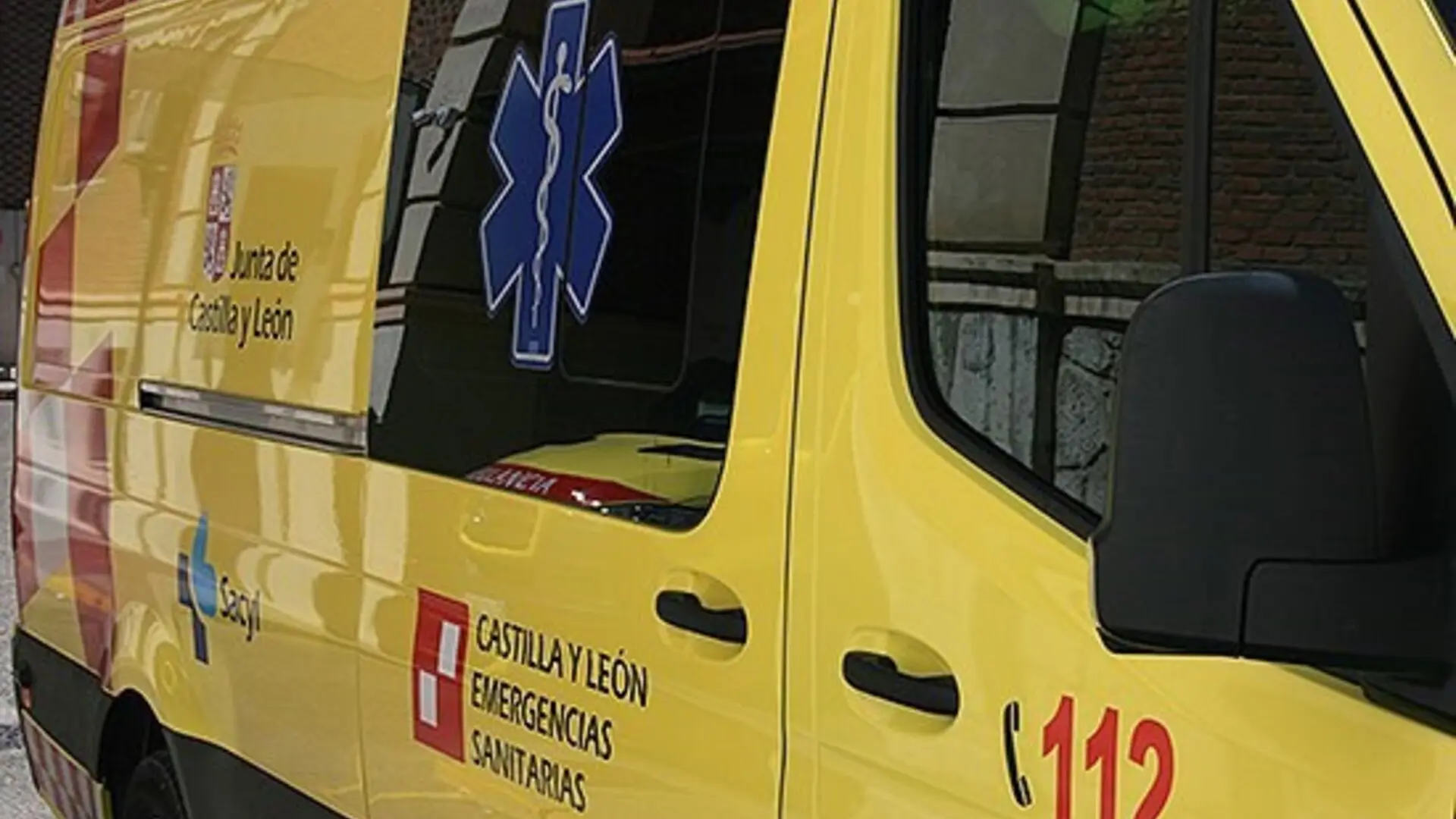 Muere ahogado un hombre de 51 años en una piscina comunitaria de Ávila