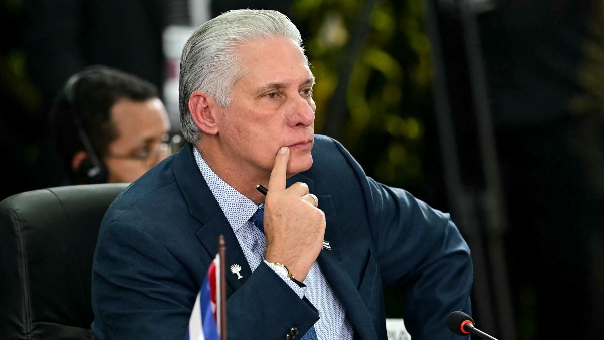 Díaz-Canel acusa a Estados Unidos de una "guerra despiadada" contra Cuba