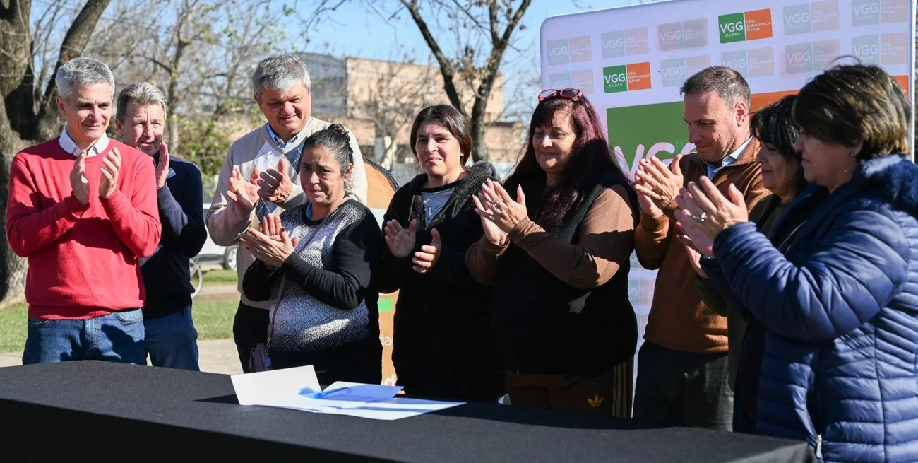 Villa Gobernador Gálvez: invertirán más de $607 millones para renovar cinco plazas de la ciudad