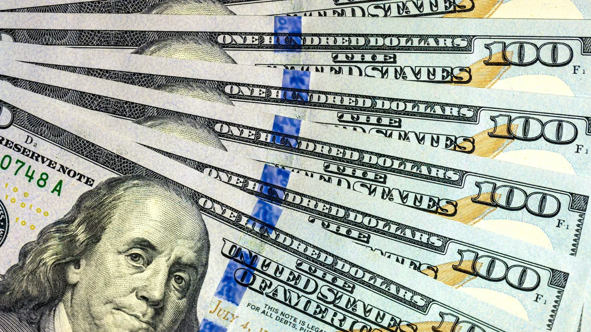El dólar se mantiene contenido pese al inicio del Mundial 2026 y la brecha con el techo de la banda se expandió al 24%