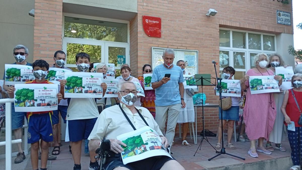 Hartazgo vecinal por los repetidos incendios en un polígono: "queremos poder abrir las ventanas en paz"