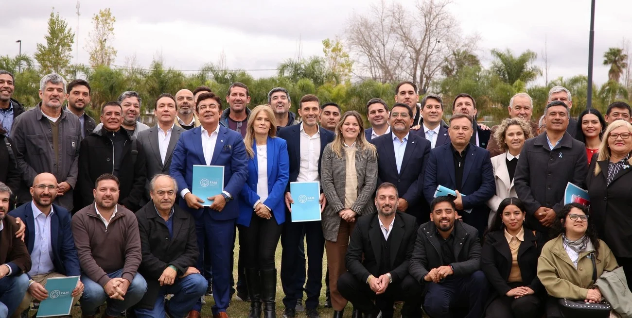Con base en intendentes, el justicialismo de Santa Fe busca armas una alternativa electoral