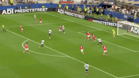 Messi scores from 20 yards, sets record for most goals in FIFA WC history