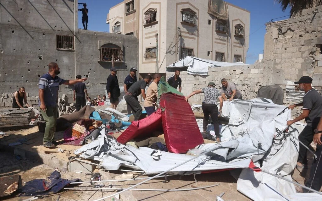 6 said killed in Gaza strikes as Hamas health ministry says war toll surpasses 73,000
