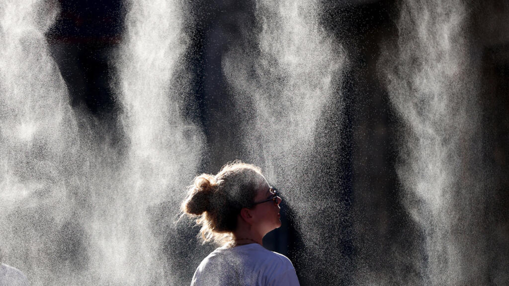 Canicule en direct : la Marche des fiertés prévue samedi à Paris reportée