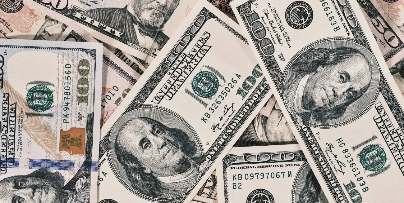 Así cerró el dólar en los bancos argentinos este lunes 22 de junio