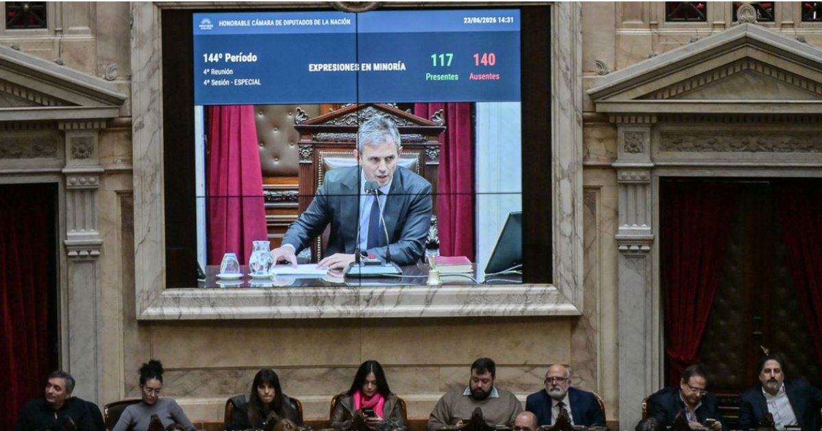 Alivio para Adorni: cayó la interpelación gracias al apoyo del PRO y la UCR