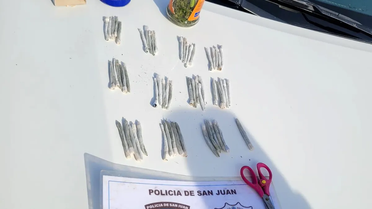 En La Bebida: detuvieron a un joven con más de medio kilo de marihuana y 56 "porros"
