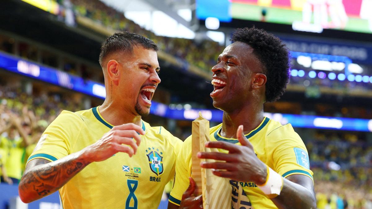 En el regreso de Neymar, Vinicius mete de líder a Brasil a los 16vos