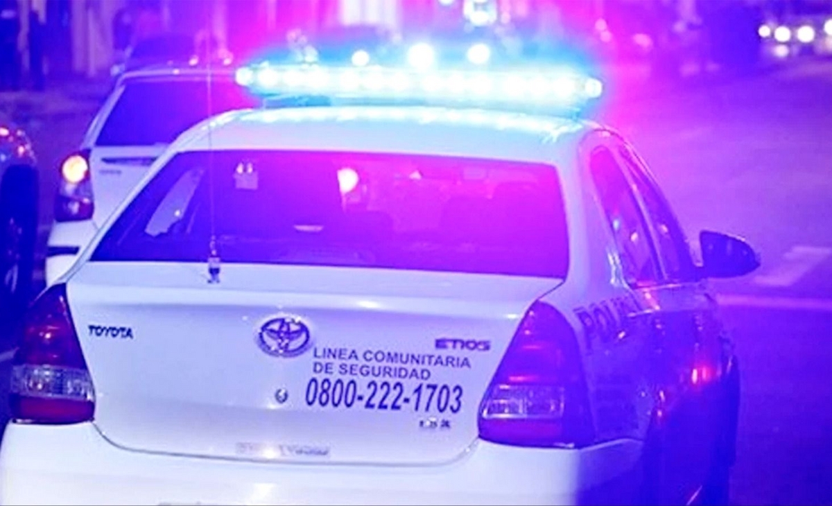 Dos menores demorados por huir de la policía en una moto robada