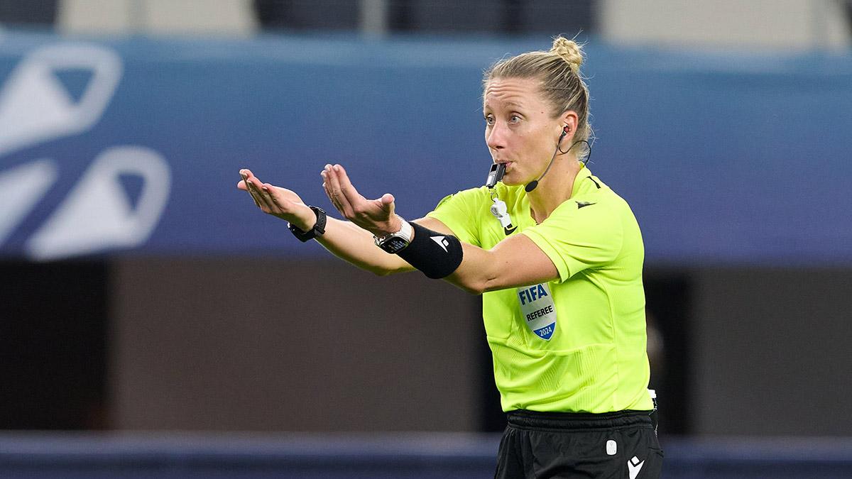 Tori Penso hará historia: segunda mujer en arbitrar un Mundial varonil