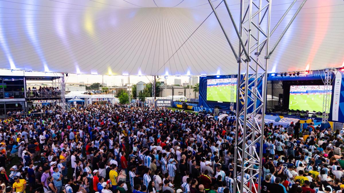 Así es el Fan Fest de Houston, el Disneylandia de los amantes del Mundial