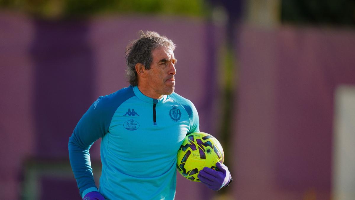 ¡Nueva era azulcrema! Guillermo Almada aterriza en la CDMX para dirigir al América