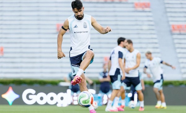 A esperar para verlo: los 11 que enfrentan a Islandia, sin Messi