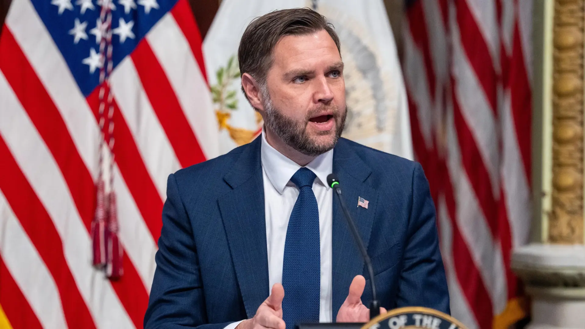 JD Vance vincula la muerte de un joven a manos de un hombre sij en Reino Unido con "invasión masiva de inmigrantes"