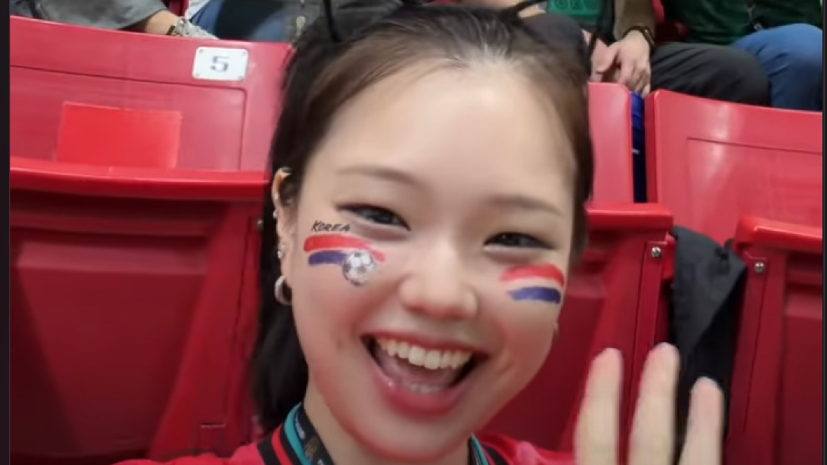 Mexicano renuncia a su cargo tras agresión racista a influencer coreana en el Mundial