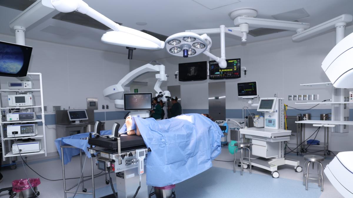 Hospital Xoco estrena moderna área de urgencias y cirugía
