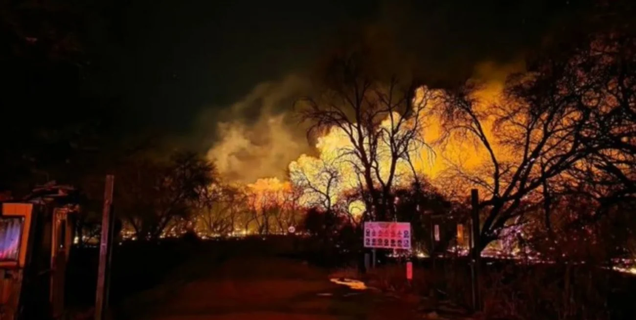 Un incendió forestal en Cafayate ya consumió cerca de 200 hectáreas