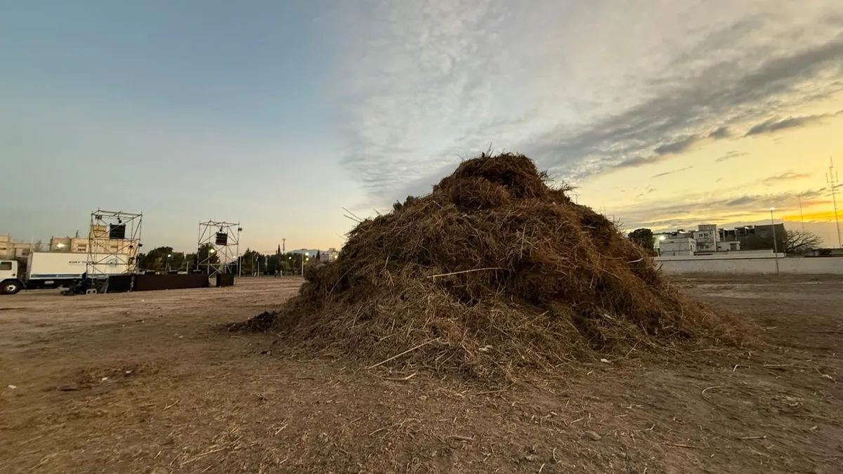 Noche de San Juan Bautista: Capital ya está lista para celebrar la tradicional fogata