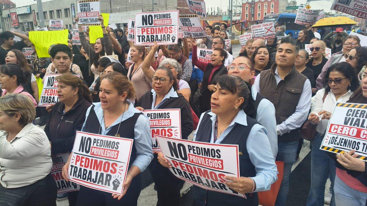 "¡Queremos trabajar!": Comerciantes de la Calle de las Novias denuncian pérdidas por plantón de CNTE