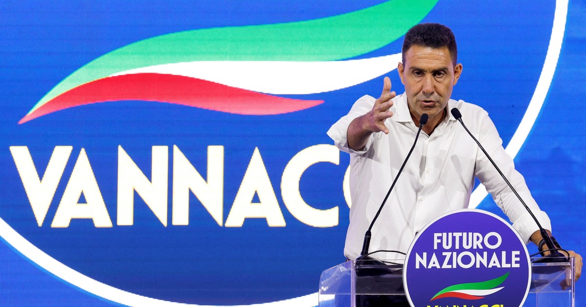 Quién es Roberto Vannacci, "Il Generale" que complica los planes políticos de la premier italiana Giorgia Meloni