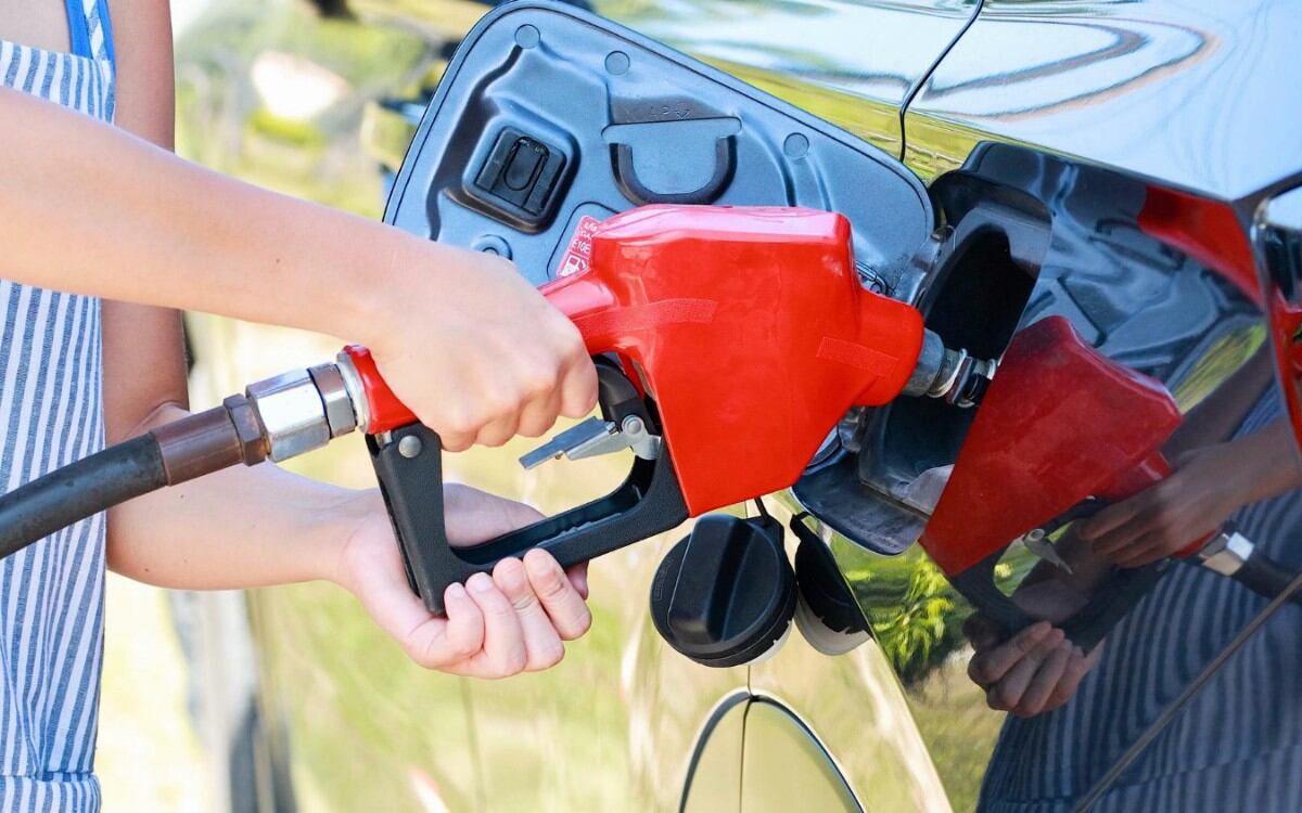 La nueva estafa en gasolineras que podría hacerte pagar la gasolina de otra persona sin darte cuenta