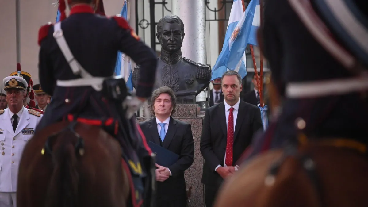 El caso Manuel Adorni deja secuelas en su imagen y alcanza a Javier Milei: qué dicen las encuestas