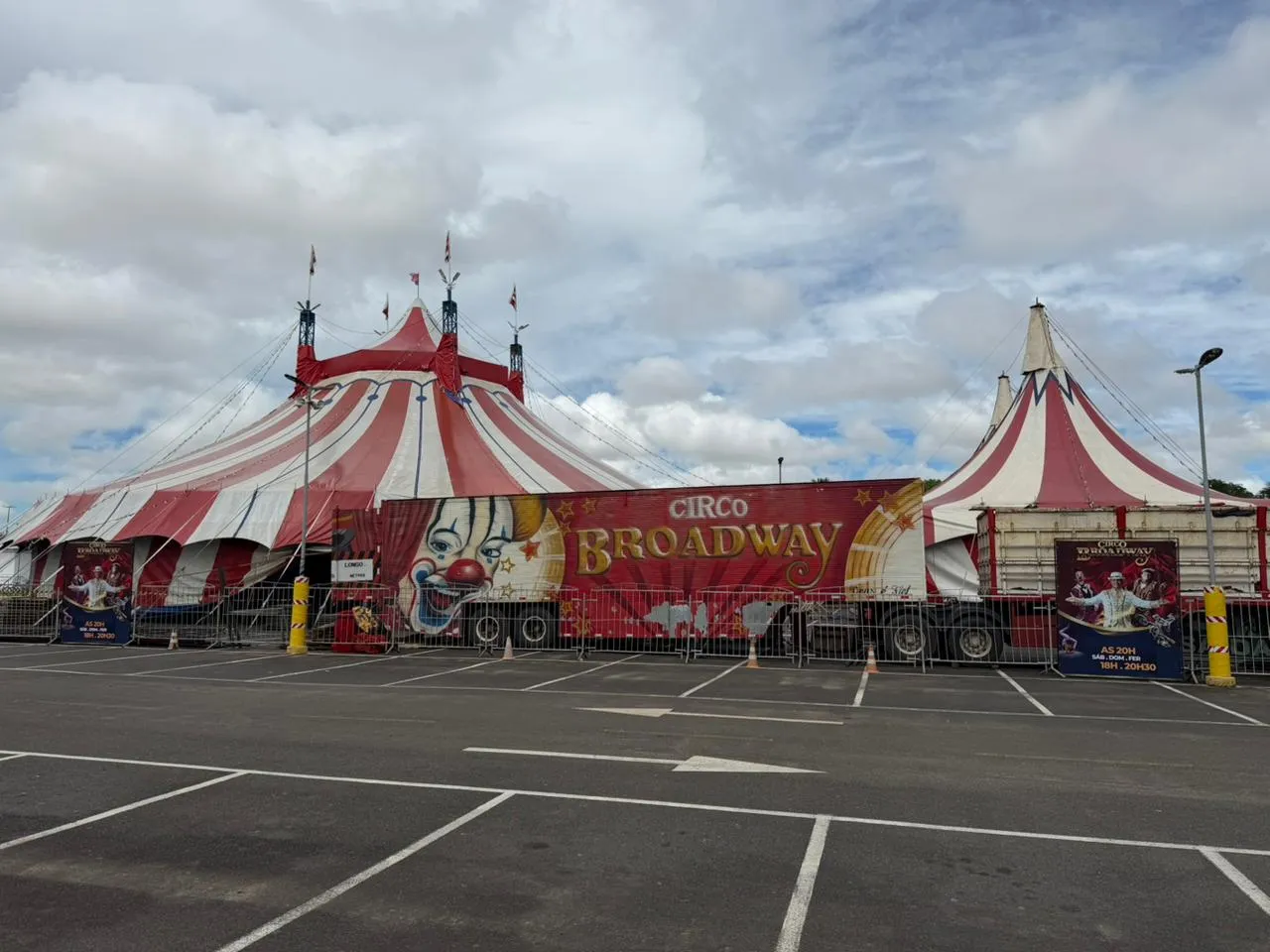 Circo Broadway estreia temporada em Boa Vista com globo da morte, malabaristas, ilusionismo e mais