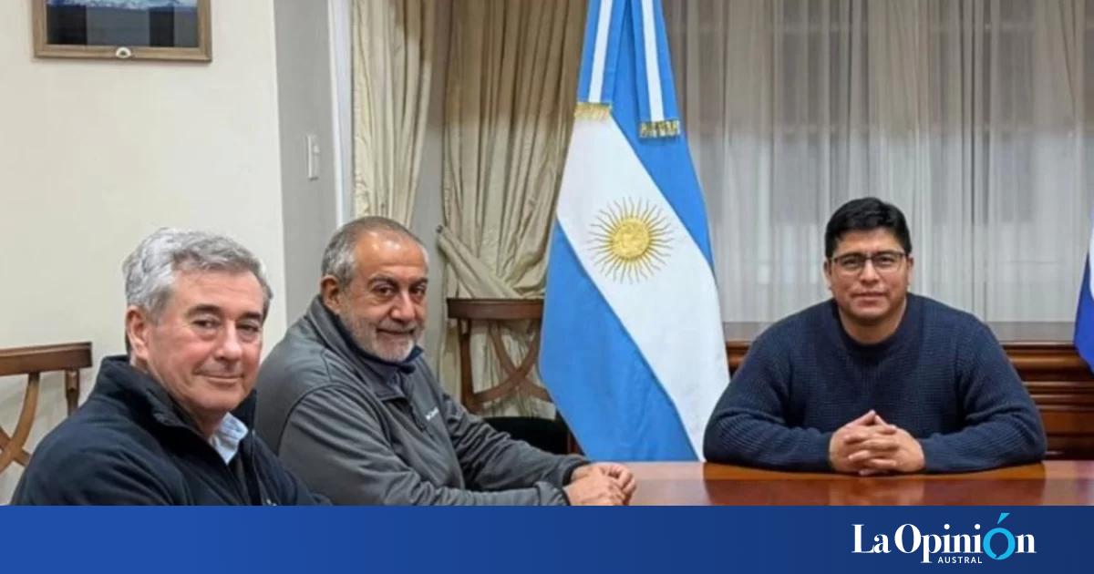 "Santa Cruz seguirá defendiendo el trabajo y un verdadero federalismo", afirmó Claudio Vidal tras reunirse con Héctor Daer