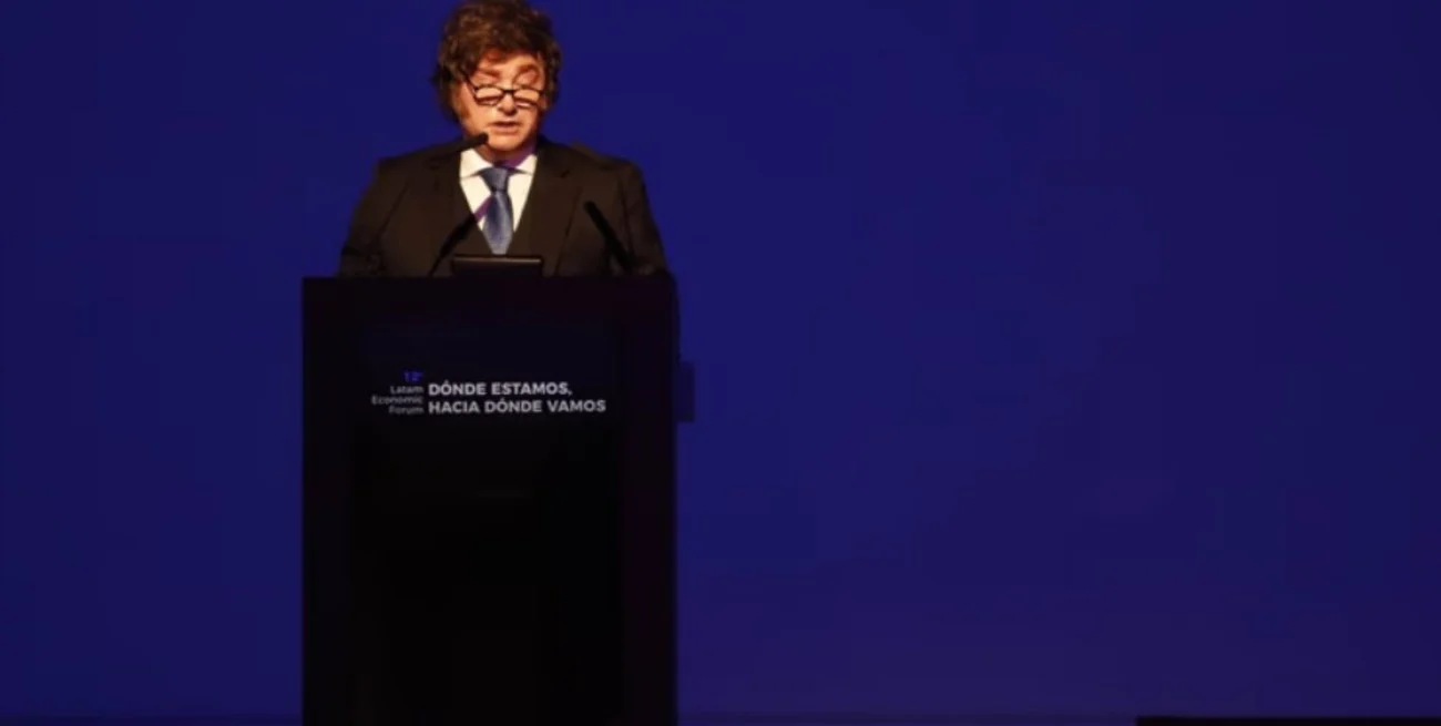 Milei: "Es importante seguir los postulados contenidos en los diez mandamientos"