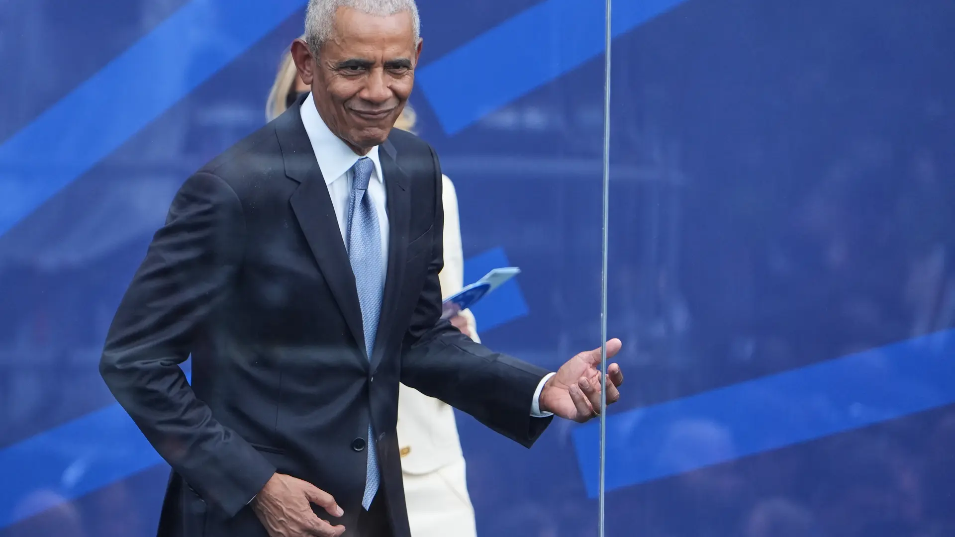 Obama apela a un EEUU "sin reyes" en la inauguración de su biblioteca presidencial