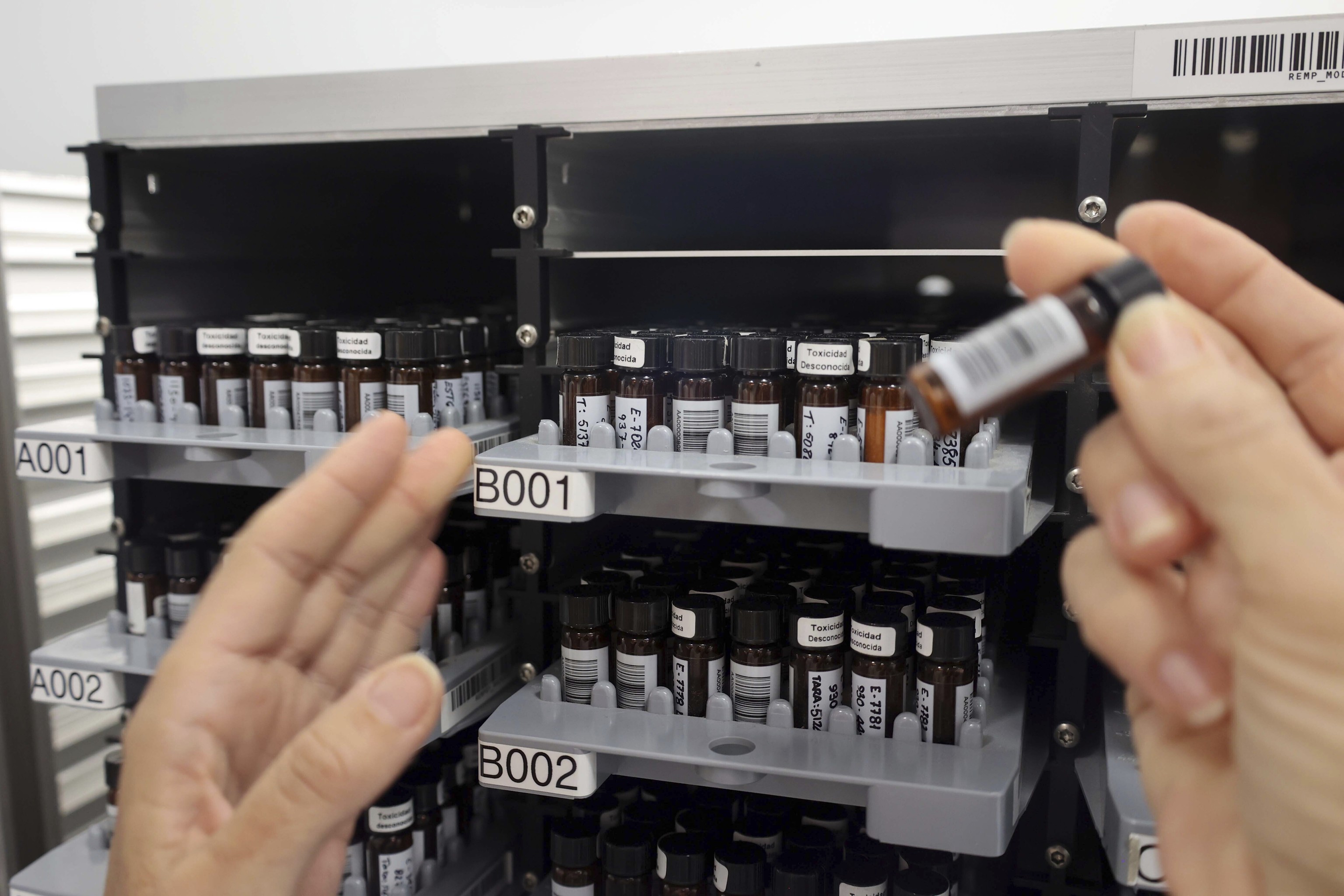 China quiere ganar la carrera por los medicamentos del futuro fabricados en segundos