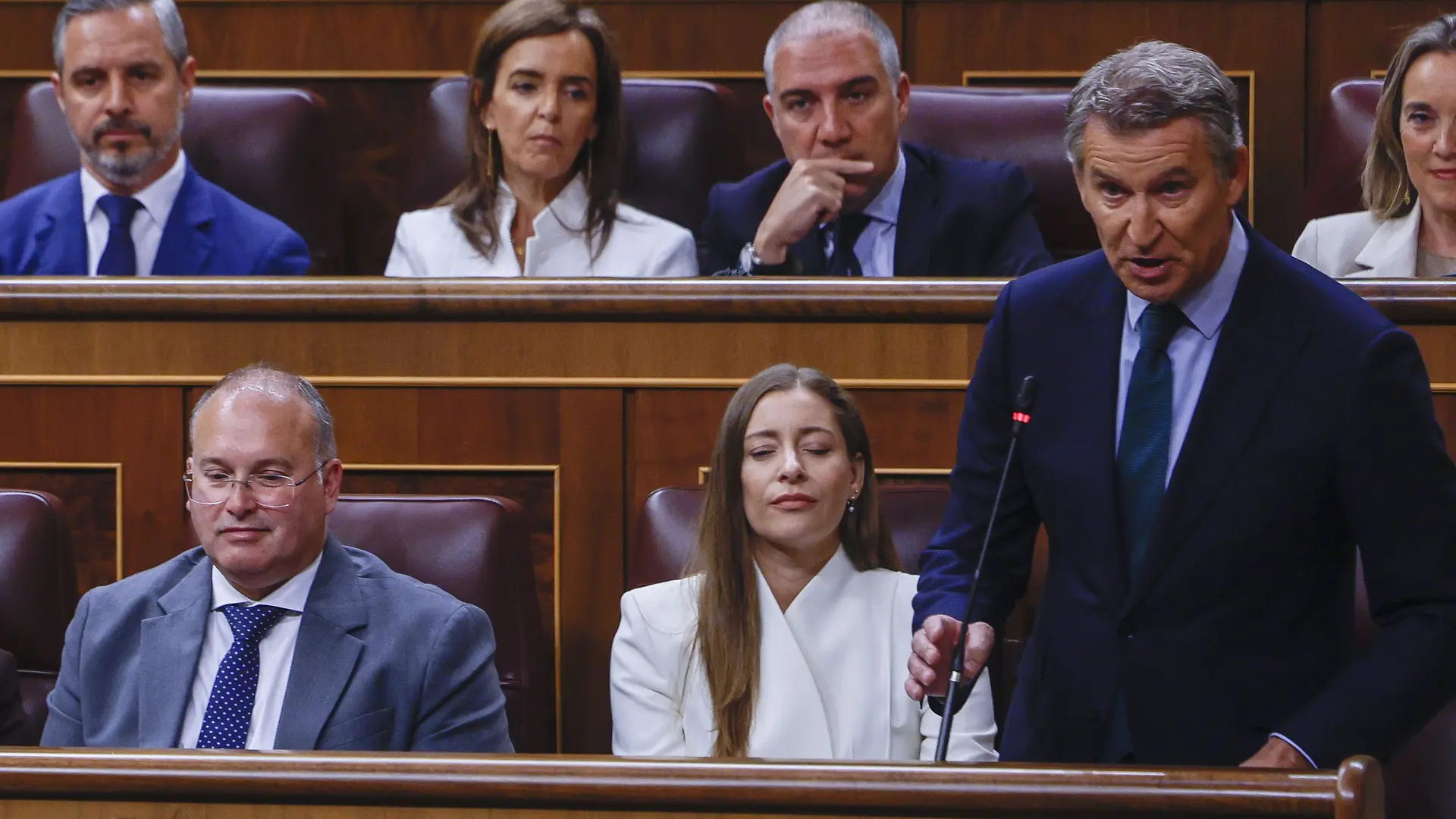 El PP critica que el exlíder del PSOE no haya acreditado el origen de las joyas