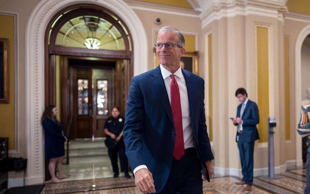 US lawmakers in the dark on Iran deal as Trump says he will send it to Congress