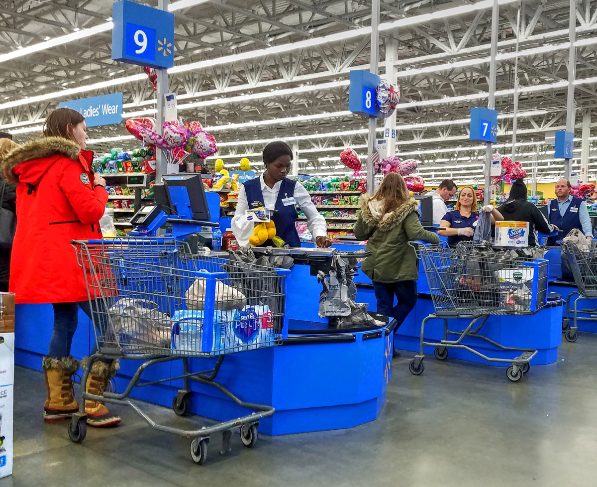 Inversores de Walmart rechazan propuesta sobre impacto de IA