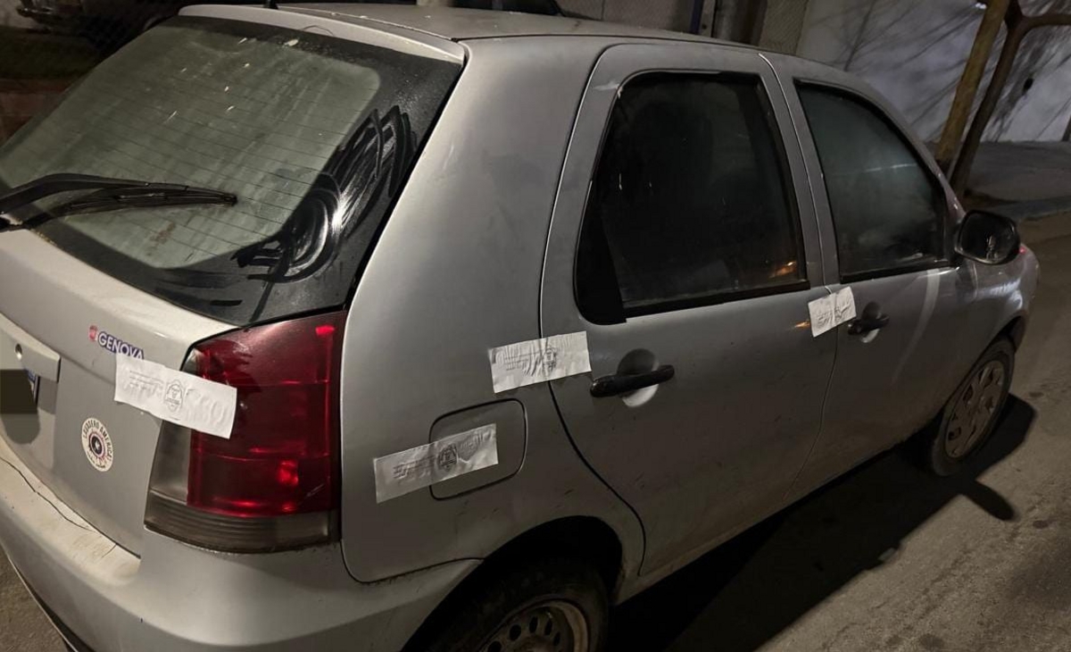 Iba borracha, sin papeles, chocó y peleó con el otro conductor en pleno centro