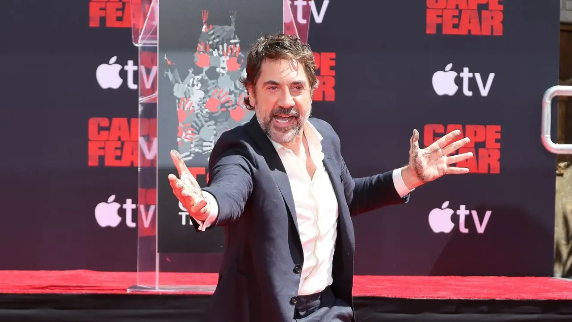 Javier Bardem se convierte en el primer español en dejar su huella en Hollywood: "El amor siempre es más fuerte"