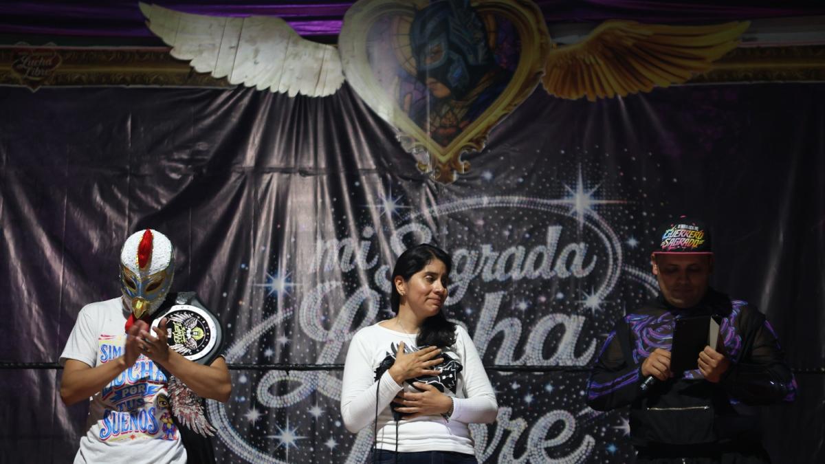 Despedida a Tempo en la lucha libre independiente tras su muerte en Iztacalco