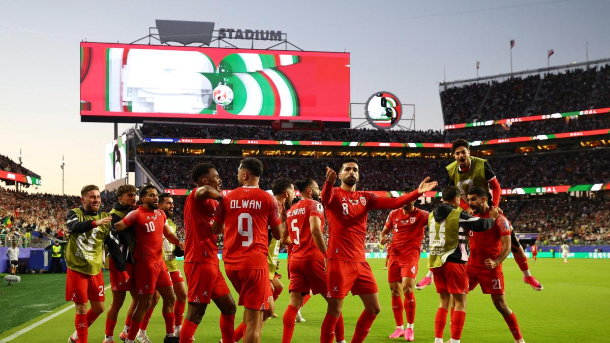 Goleada de civilidad: Jordania pierde ante Argelia pero enamora a la FIFA con un gesto ejemplar