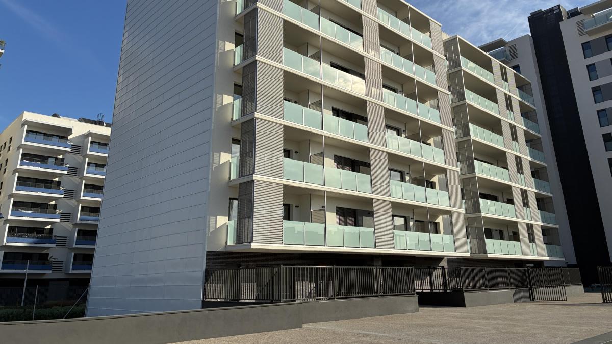 Salen a alquiler en Badalona los primeros pisos municipales en veinte años