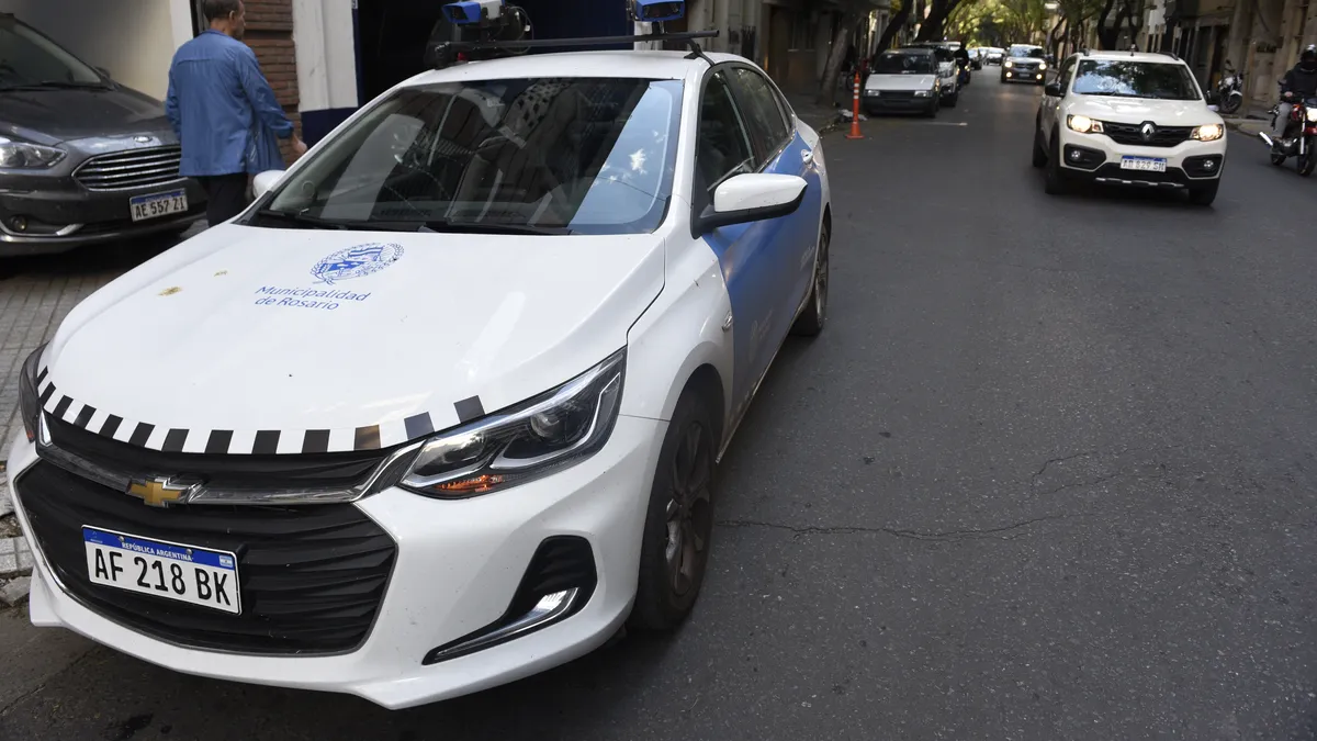 Mal estacionamiento, invasión de carril exclusivo y exceso de velocidad al podio de las multas