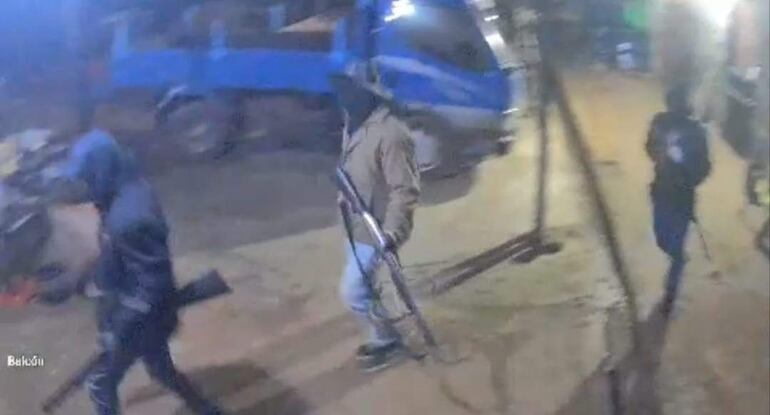 Delincuentes se hicieron pasar por policías y robaron G. 280 millones a agente penitenciario - Policiales