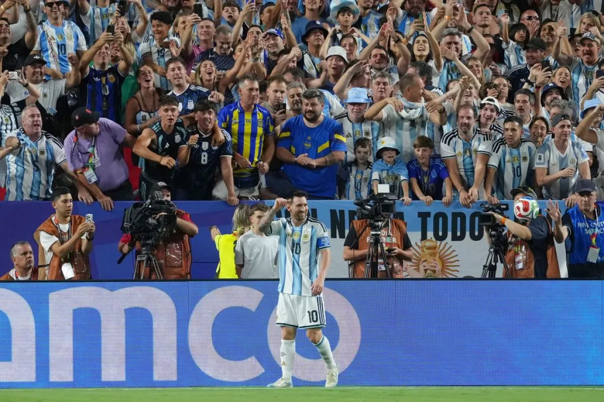 Messi explicó por qué lloró en el primer gol y reveló quién es el histórico deportista que lo inspira