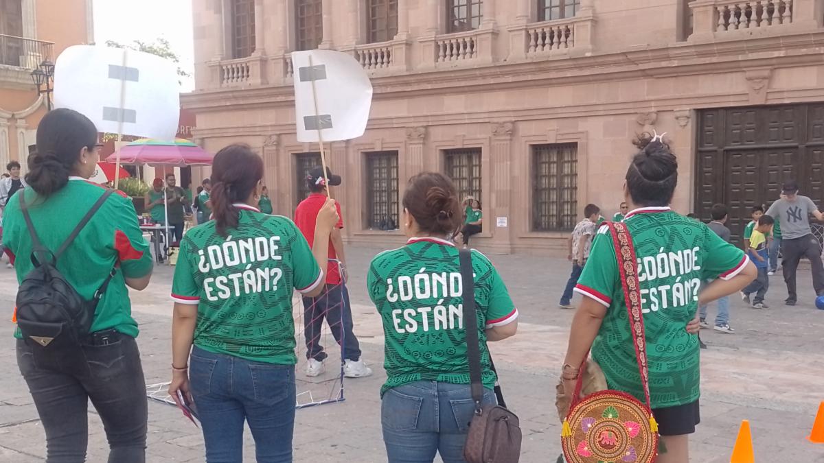 "Cascarita por la impunidad": colectivos protestan por desaparecidos en Coahuila