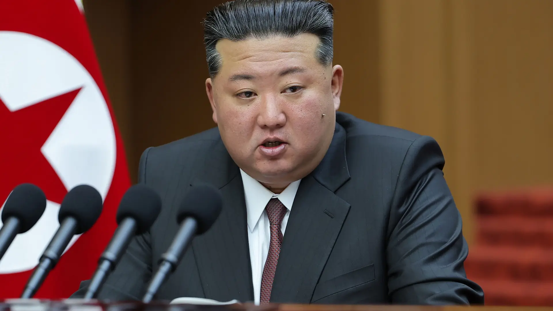 Kim Jong Un preside ensayos con nuevos sistemas de misiles y apuesta por infligir "miedo sobre el enemigo"