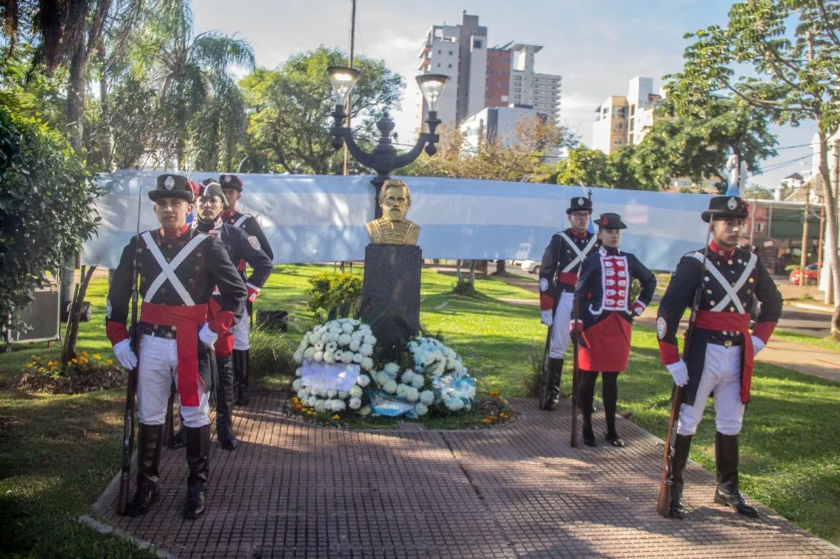 Posadas homenajeó al General Güemes en el 205° aniversario de su paso a la inmortalidad