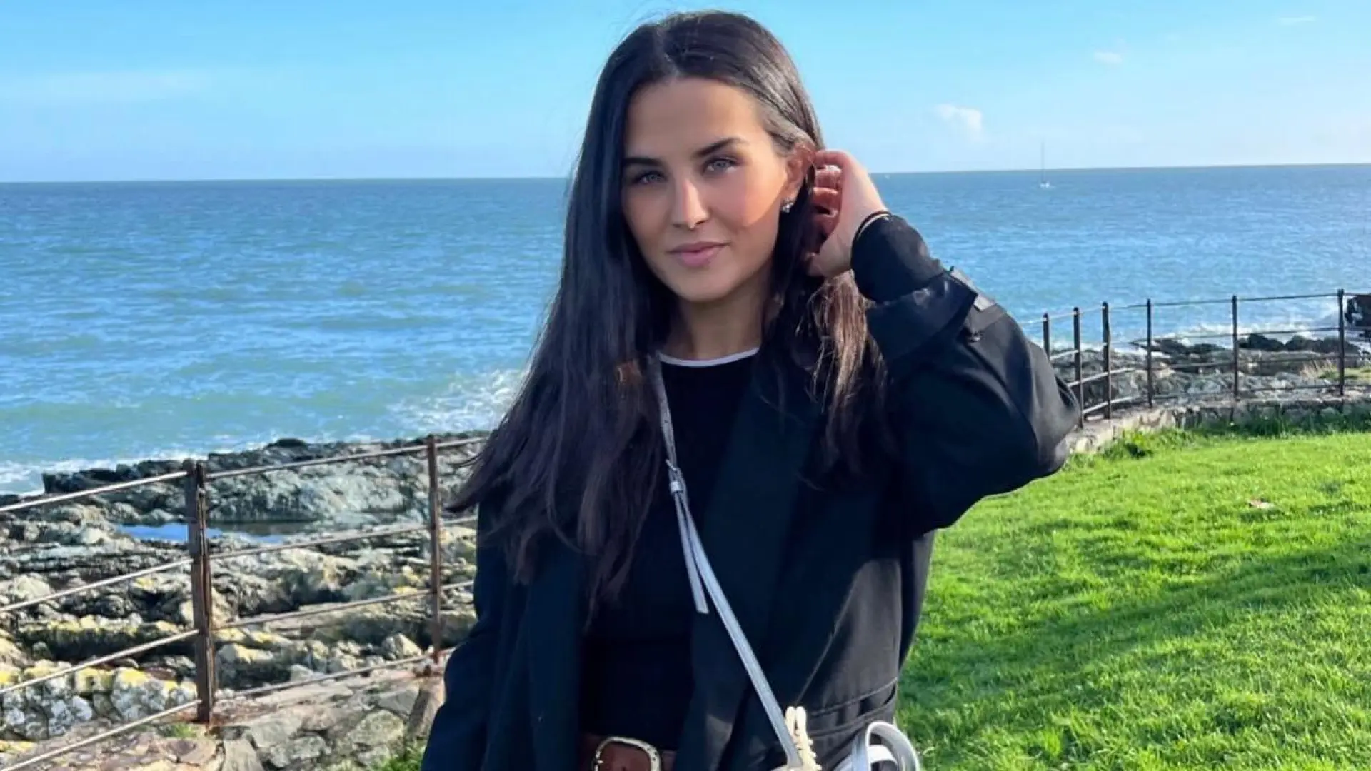 Laura, la maestra en Irlanda que asesora a los españoles para trabajar allí: "El salario inicial es de 46.000 euros..."