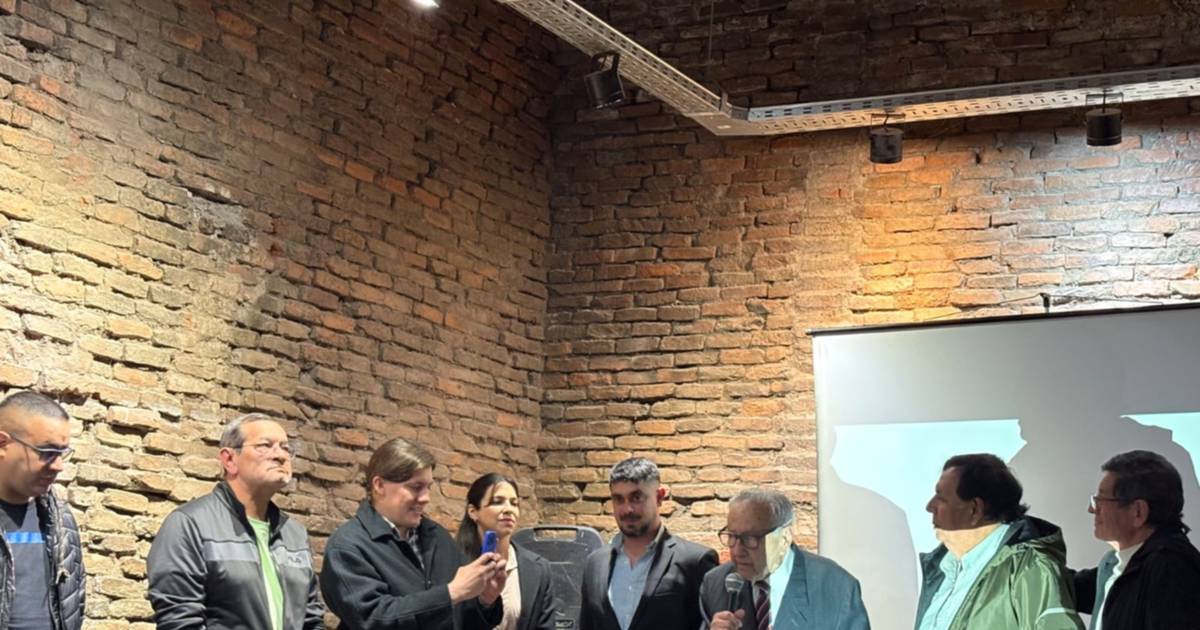 Se presentó el documental "Industrias Perdidas II: La tierra de los Astilleros"